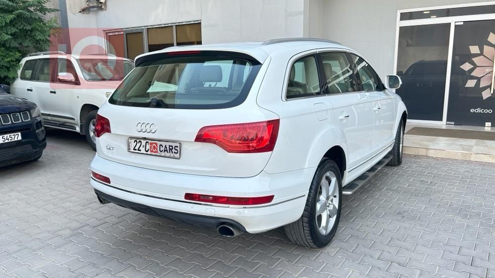 اودي Q7
